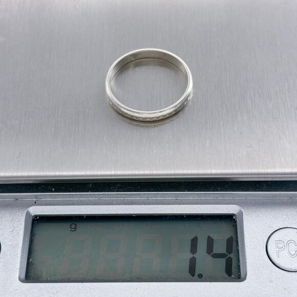 Antique Sterling Silver 2.5mm Etched Band Ring Size 5.75 - Picture 7 of 7